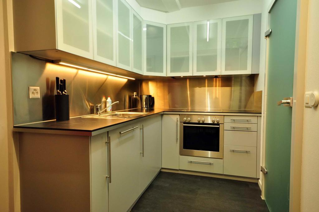 Interlaken Town House Sleeps 12 Guests Central Rum bild